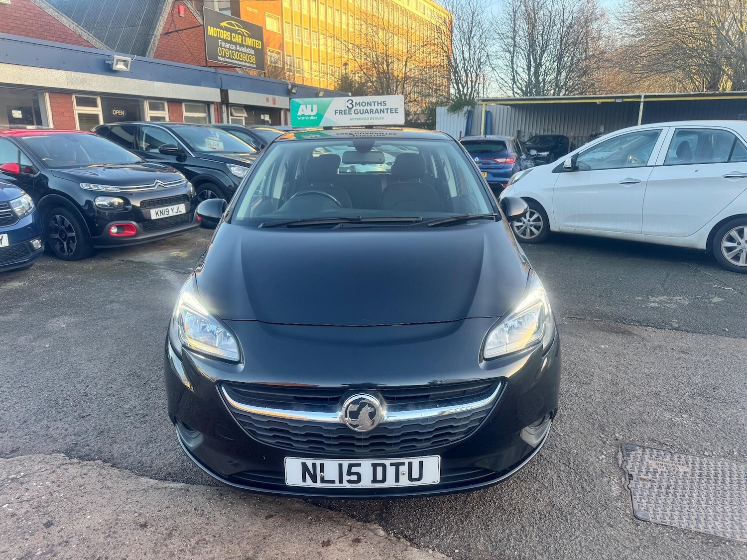 Used Vauxhall Corsa 2015 for sale - 77015654: Photo 2