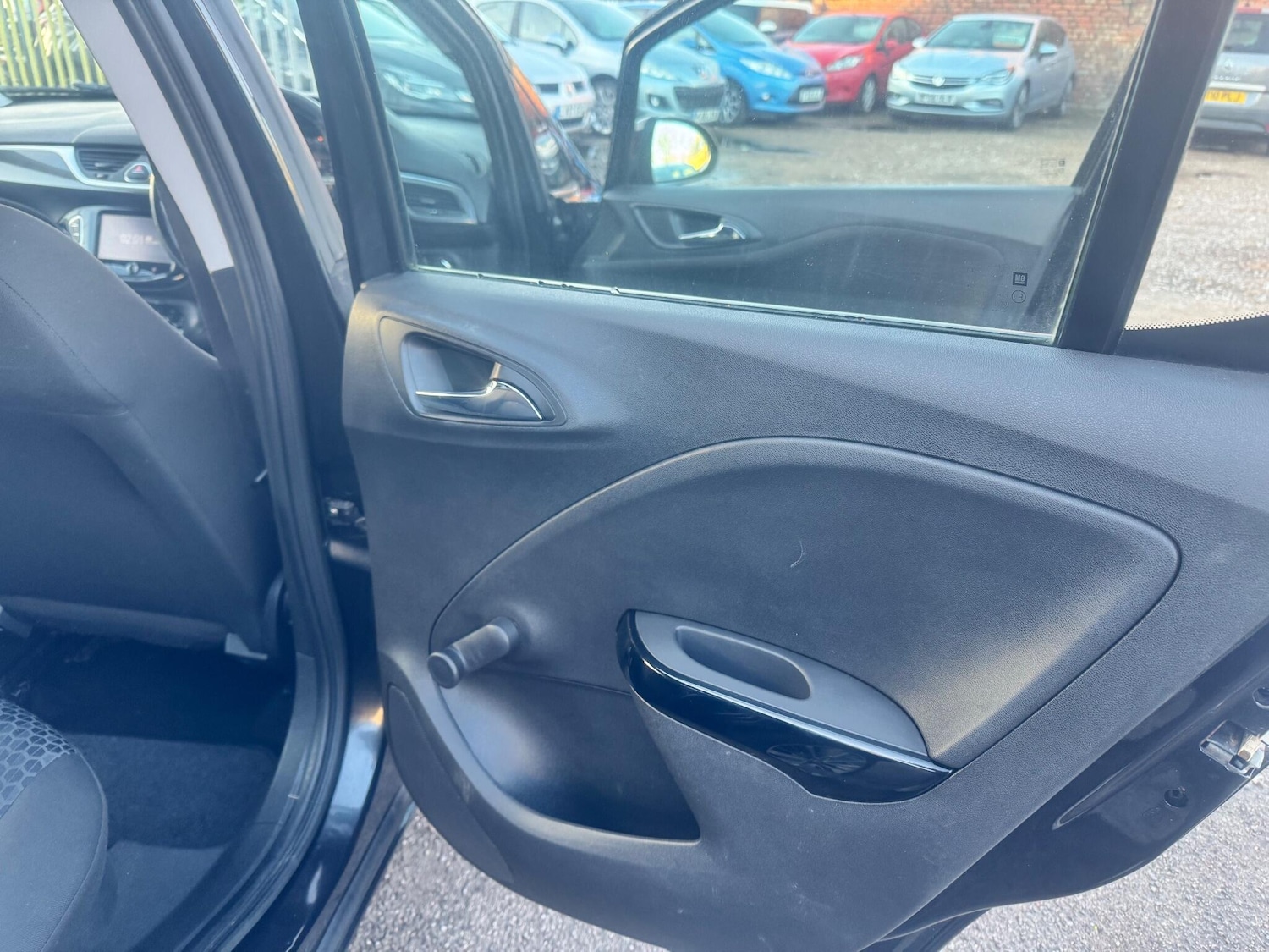 Used Vauxhall Corsa 2015 for sale - 77015654: Photo 33