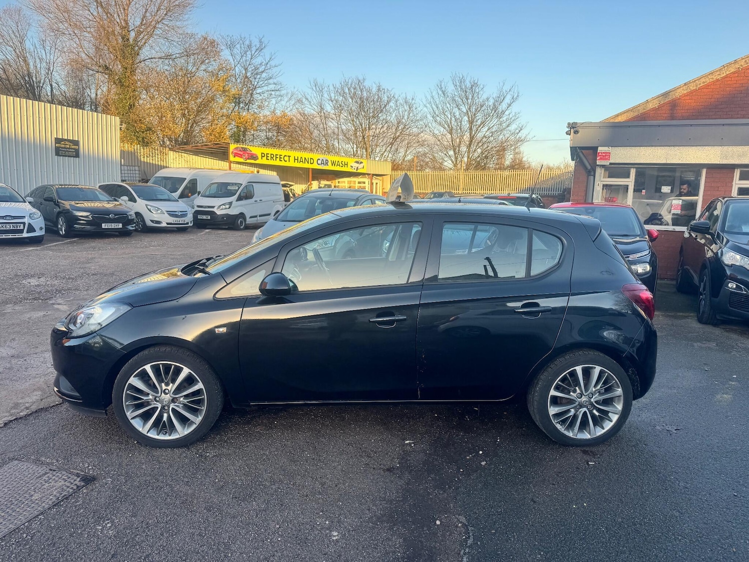 Used Vauxhall Corsa 2015 for sale - 77015654: Photo 9