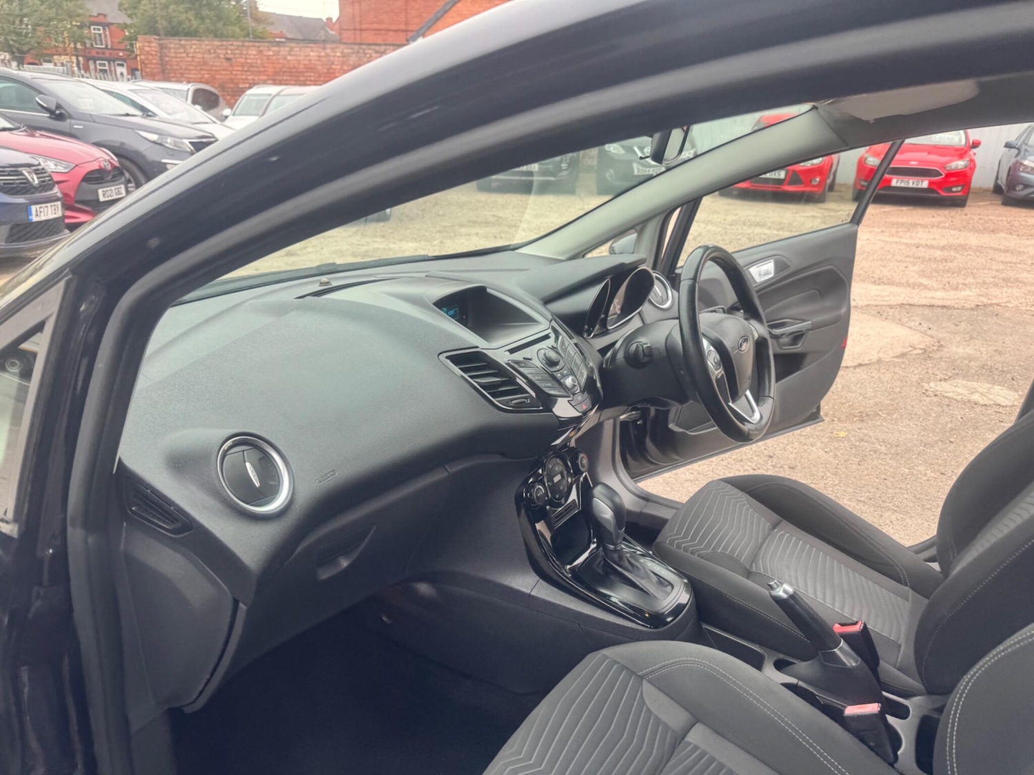 Used Ford Fiesta 2013 for sale - 76137183: Photo 17