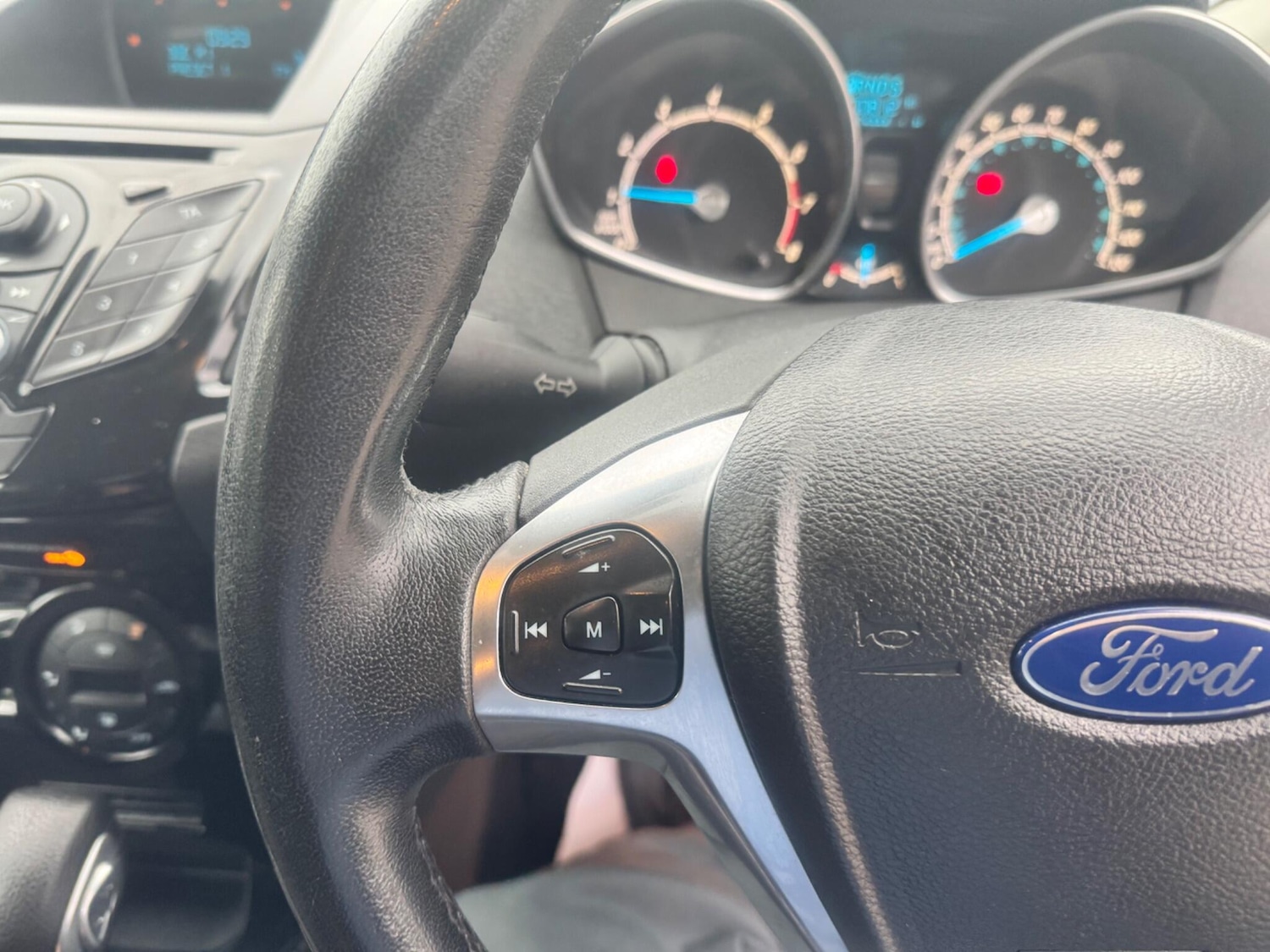 Used Ford Fiesta 2013 for sale - 76137183: Photo 19