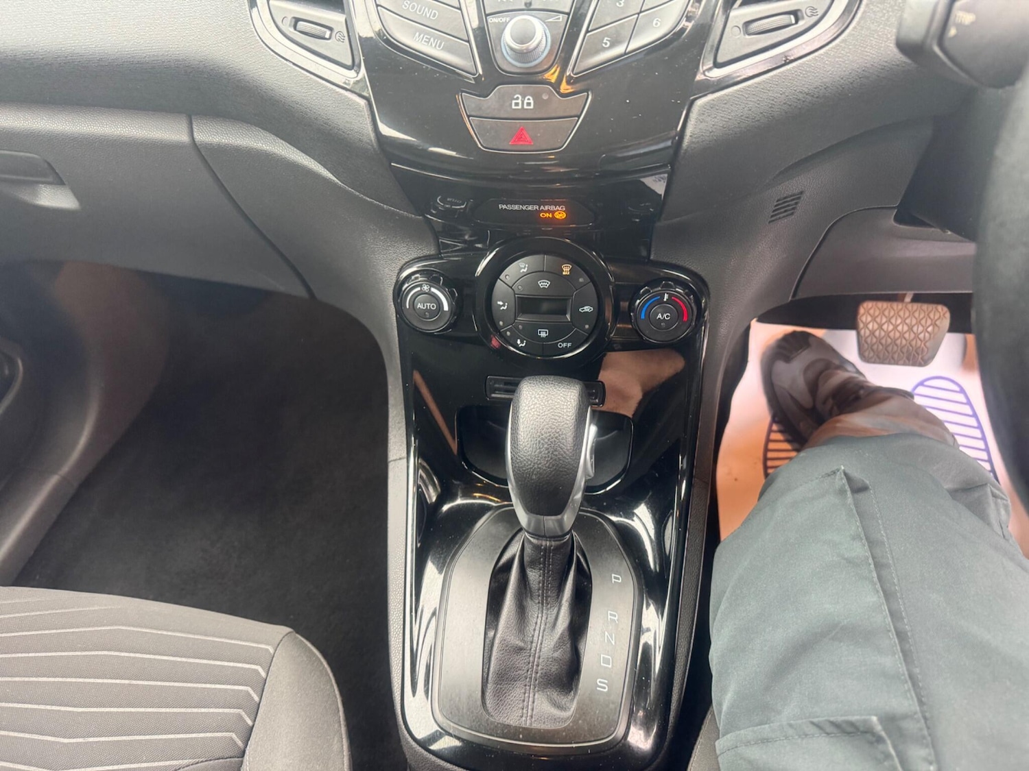 Used Ford Fiesta 2013 for sale - 76137183: Photo 35