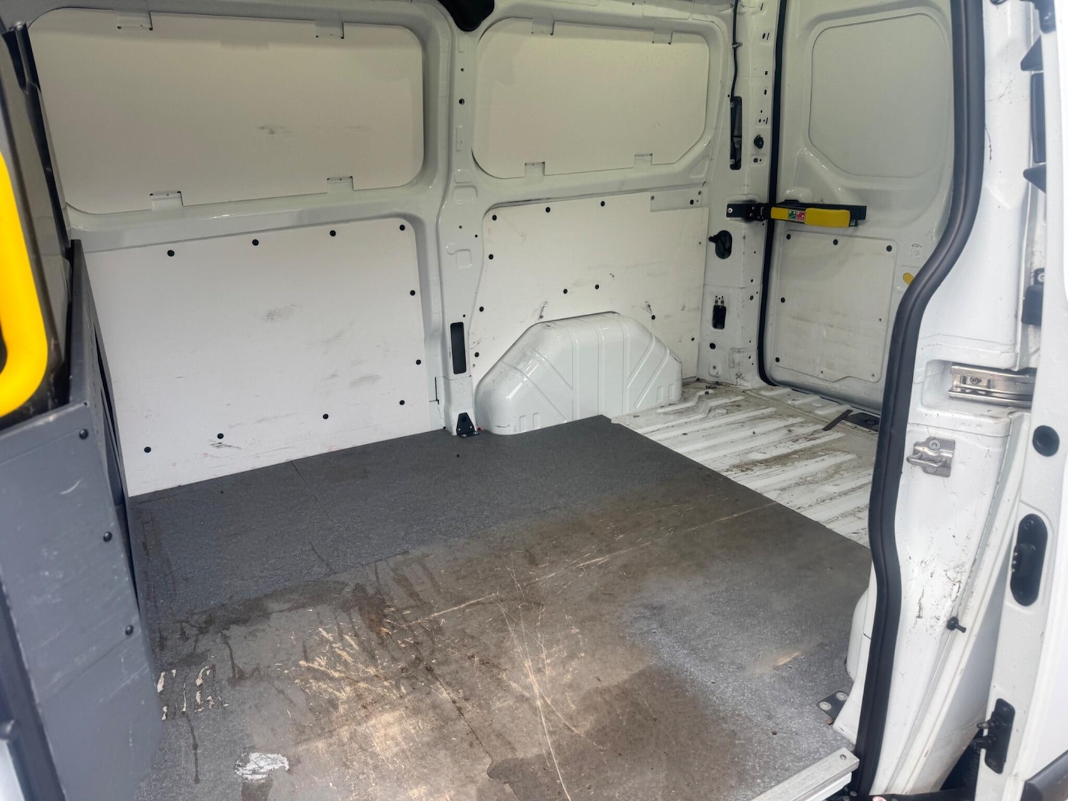 Used Ford Transit Custom 2017 for sale - 76513261: Photo 10