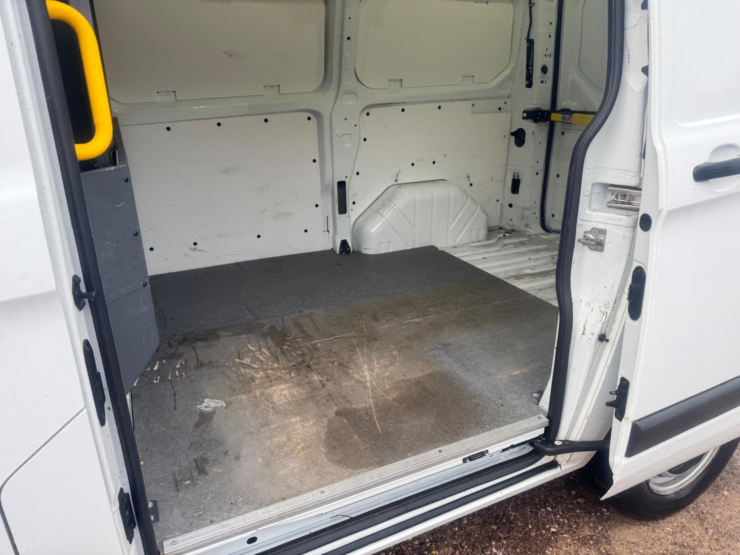 Used Ford Transit Custom 2017 for sale - 76513261: Photo 12