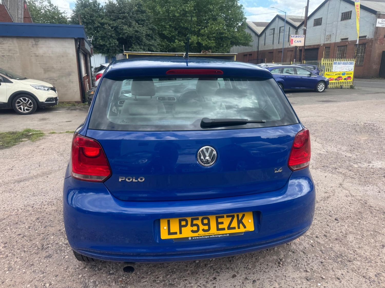 Vehicle 27
