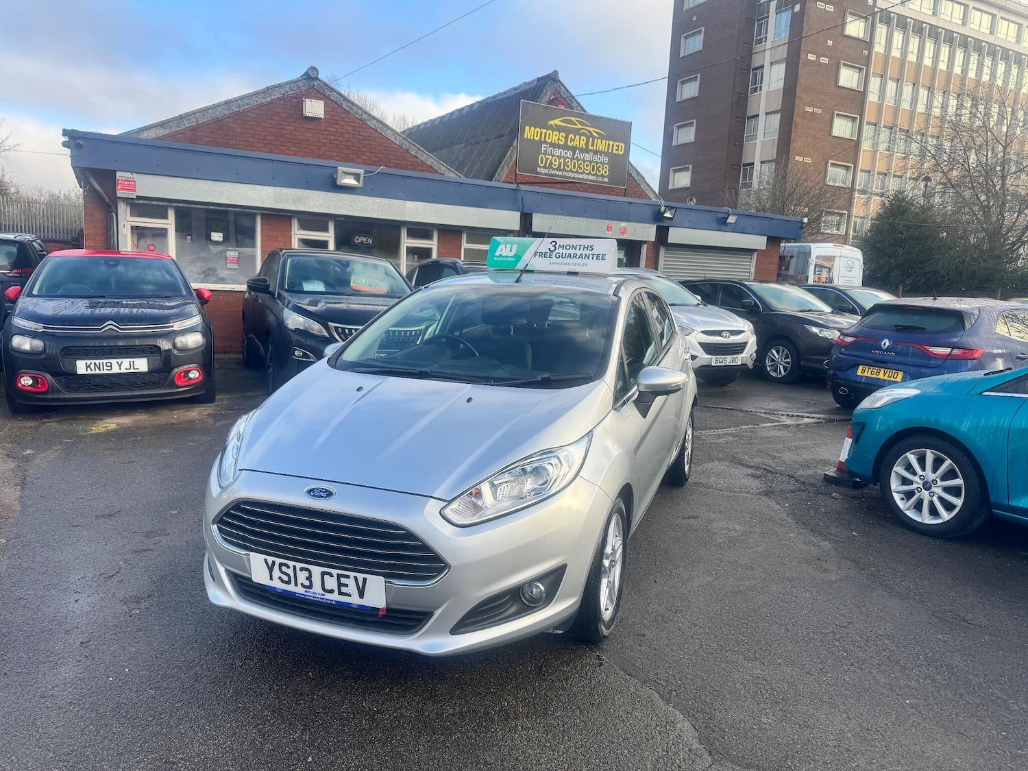 Used Ford Fiesta 2013 for sale - 77016281: Photo 2