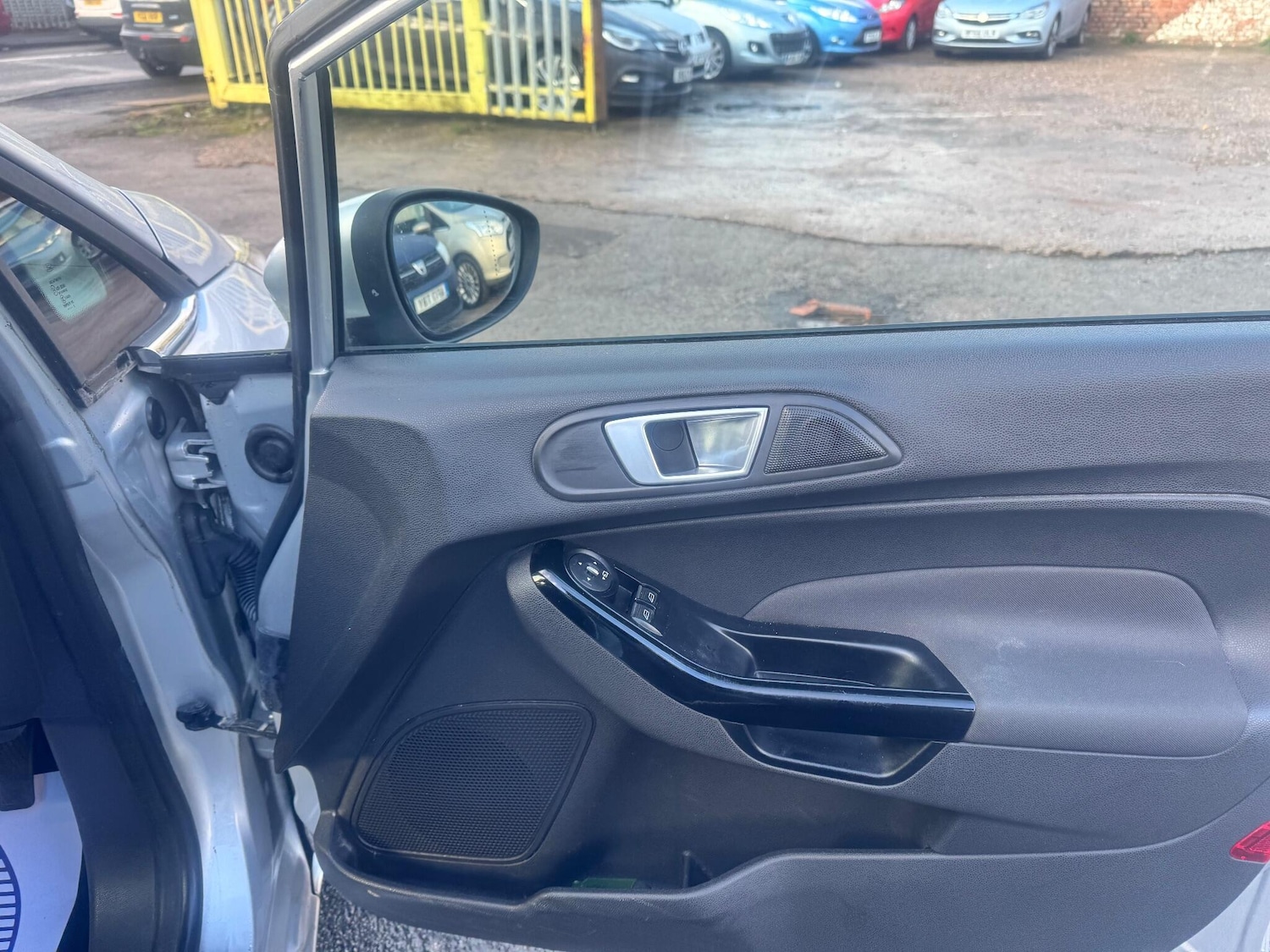 Used Ford Fiesta 2013 for sale - 77016281: Photo 37