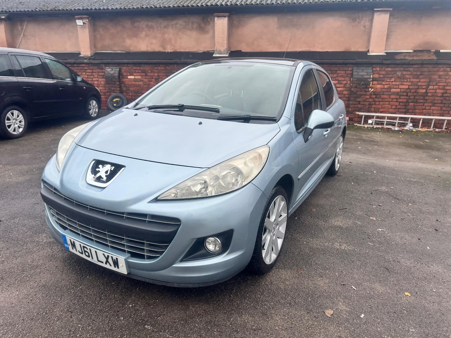 Used Peugeot 207 2011 for sale - 76855785: Photo 3