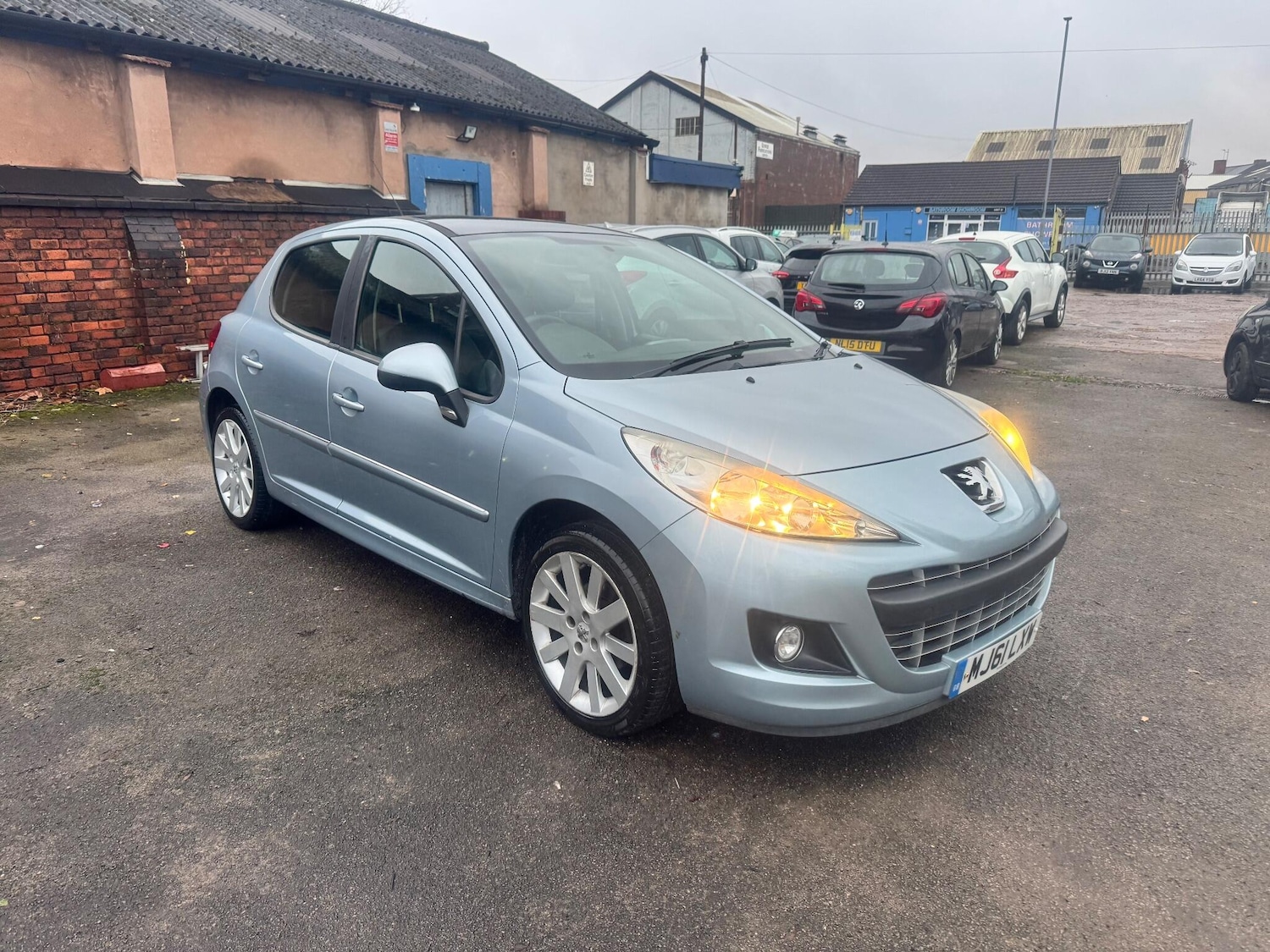 Used Peugeot 207 2011 for sale - 76855785: Photo 7