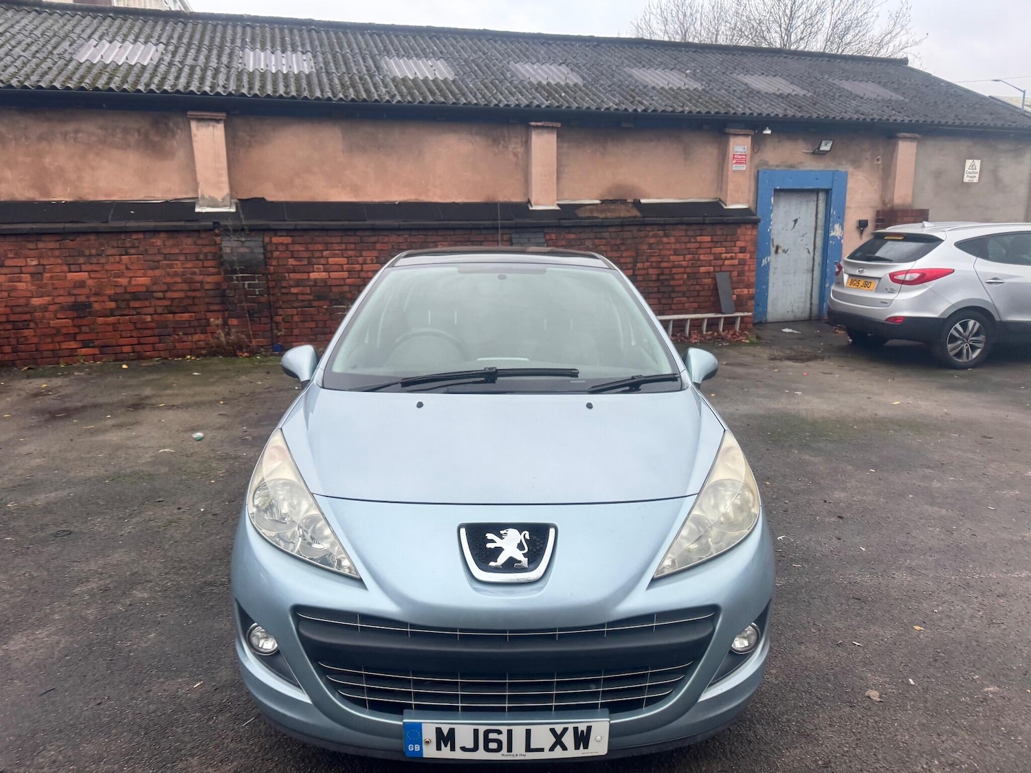 Used Peugeot 207 2011 for sale - 76855785: Photo 8