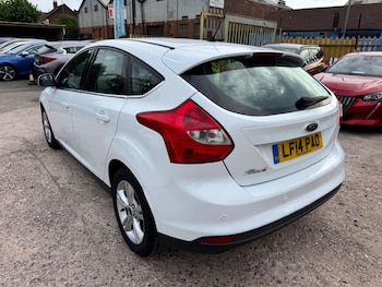 Used Ford Focus 2014 for sale - 79576288: Photo