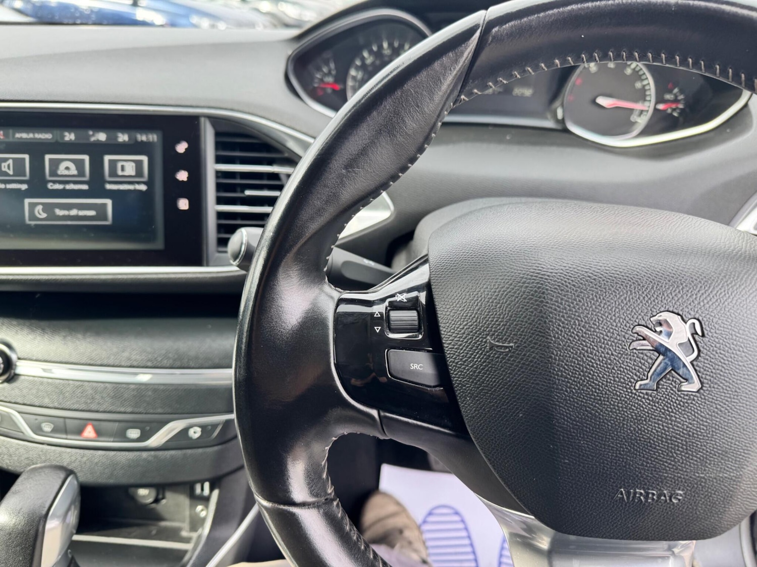 Used Peugeot 308 2015 for sale - 77633761: Photo 17