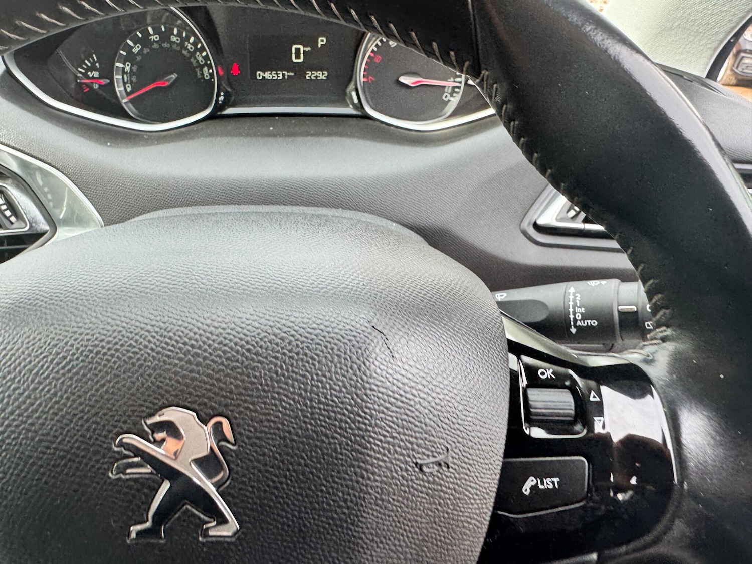 Used Peugeot 308 2015 for sale - 77633761: Photo 18