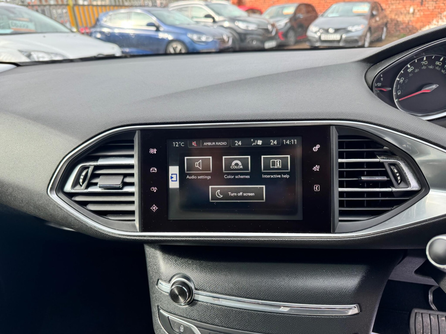 Used Peugeot 308 2015 for sale - 77633761: Photo 24