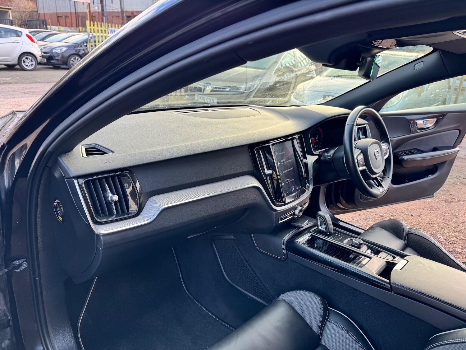 Used Volvo S60 2020 for sale - 77082027: Photo 14