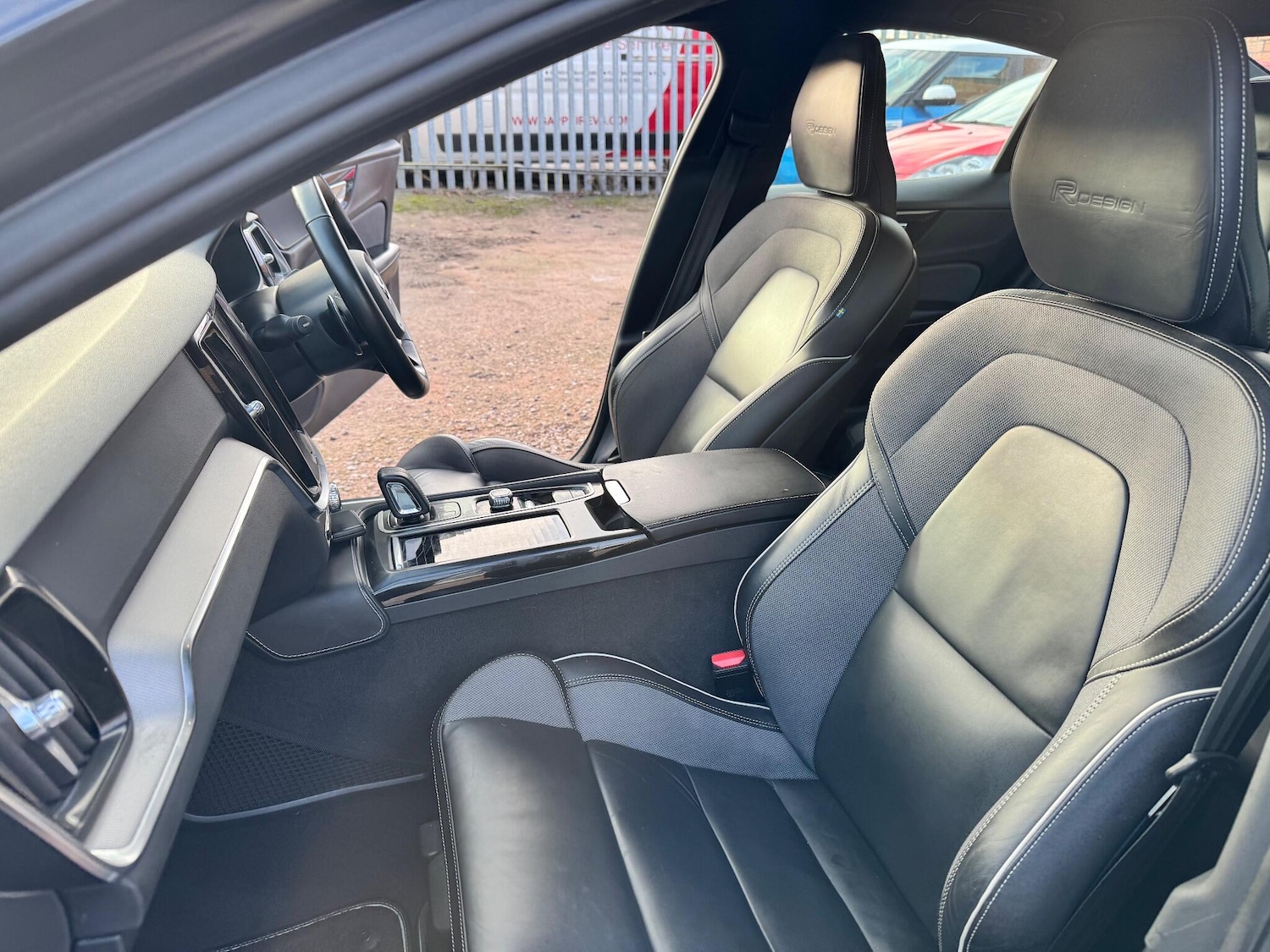 Used Volvo S60 2020 for sale - 77082027: Photo 27