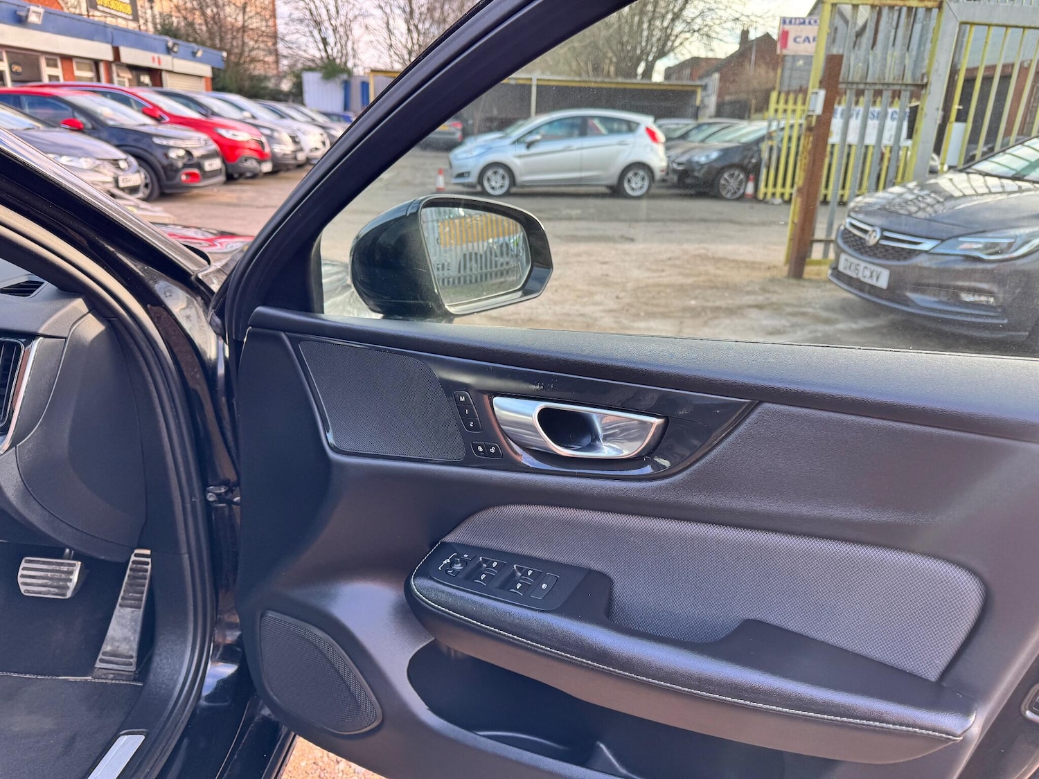 Used Volvo S60 2020 for sale - 77082027: Photo 34