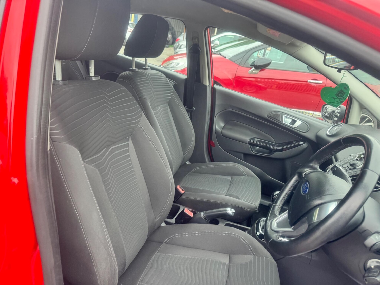 Used Ford Fiesta 2014 for sale - 76094796: Photo 10