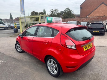 Used Ford Fiesta 2014 for sale - 76094796: Photo 4