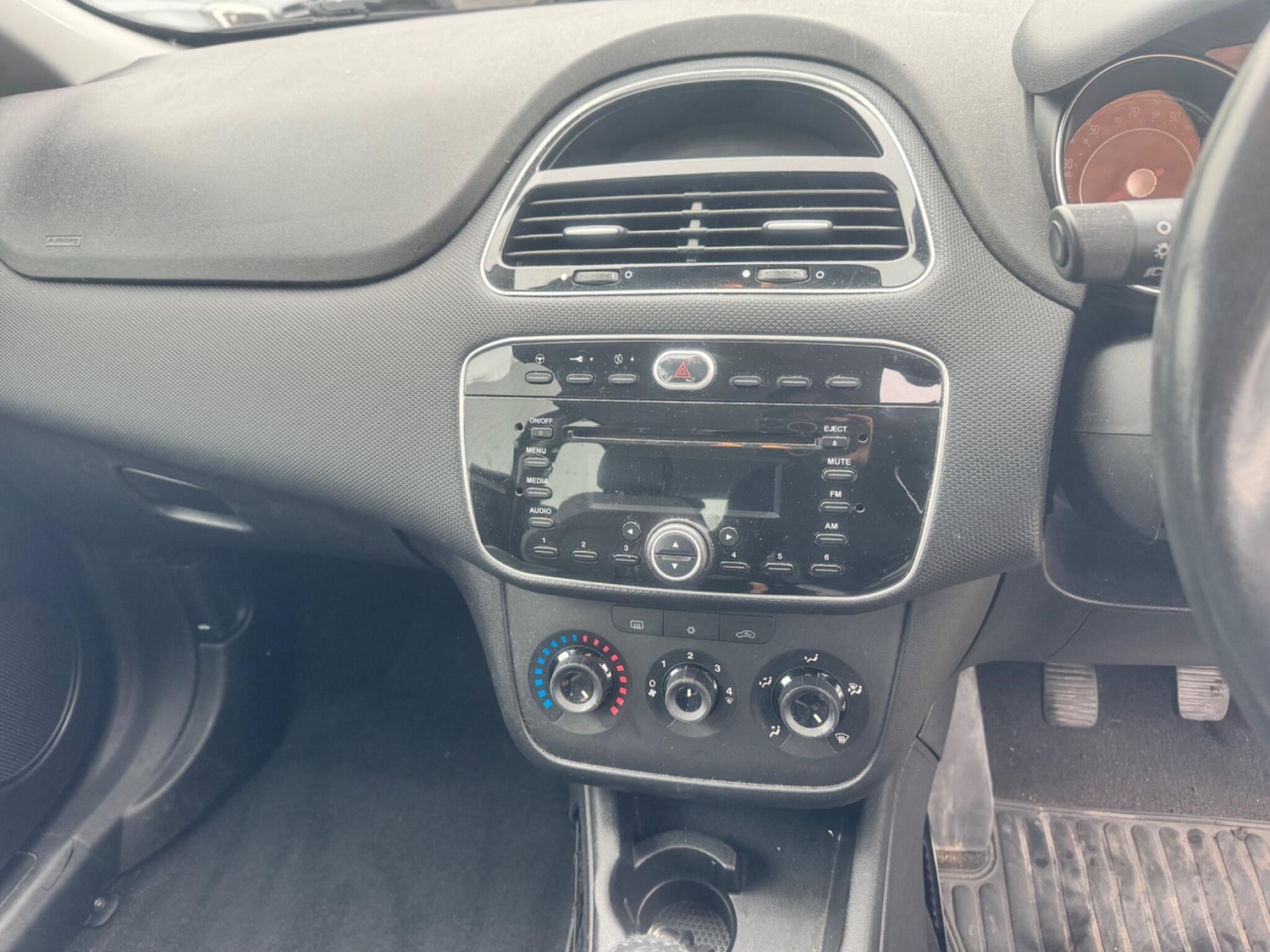 Used Fiat Punto 2012 for sale - 77597803: Photo 16