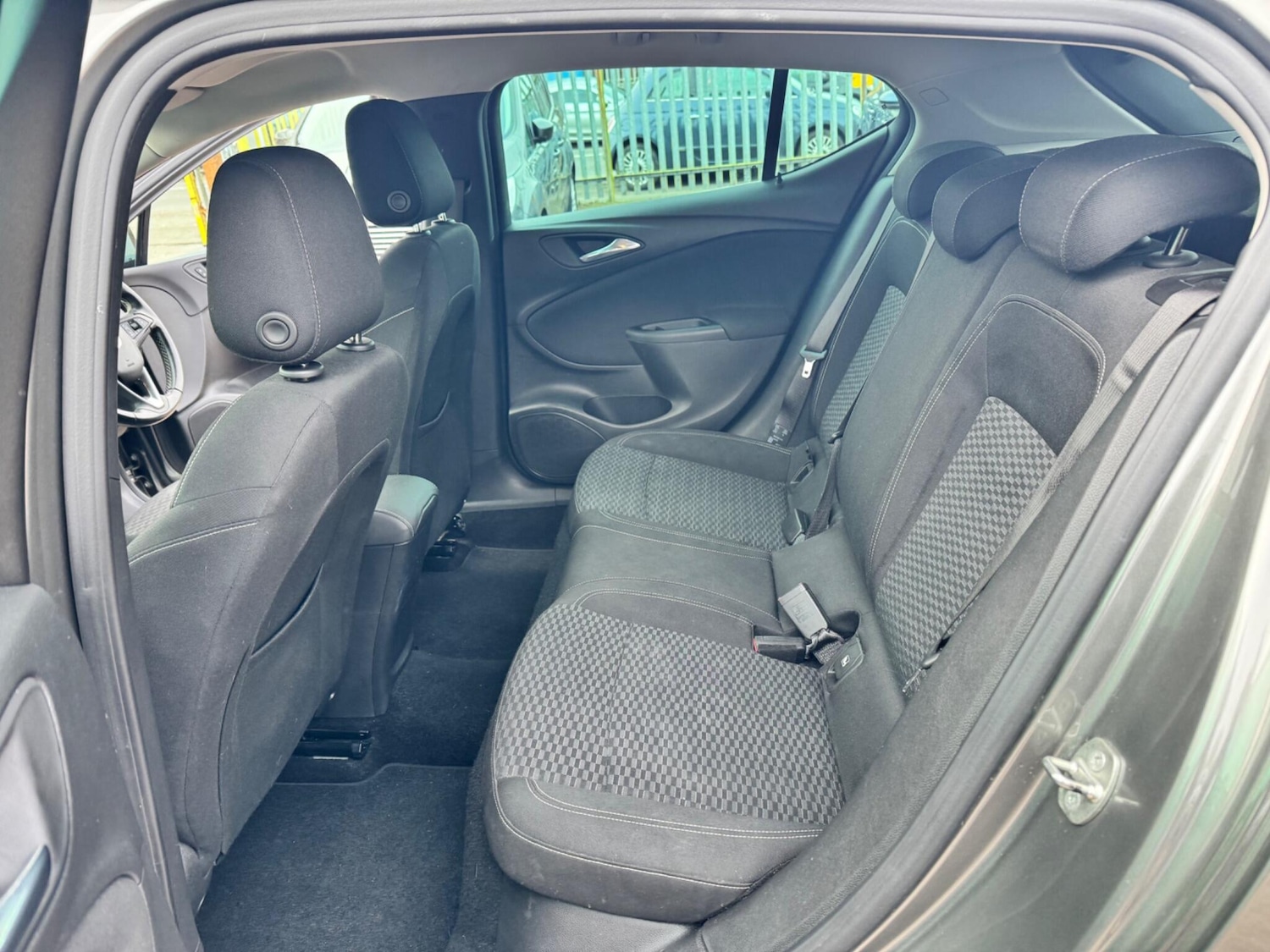 Used Vauxhall Astra 2018 for sale - 77598123: Photo 22