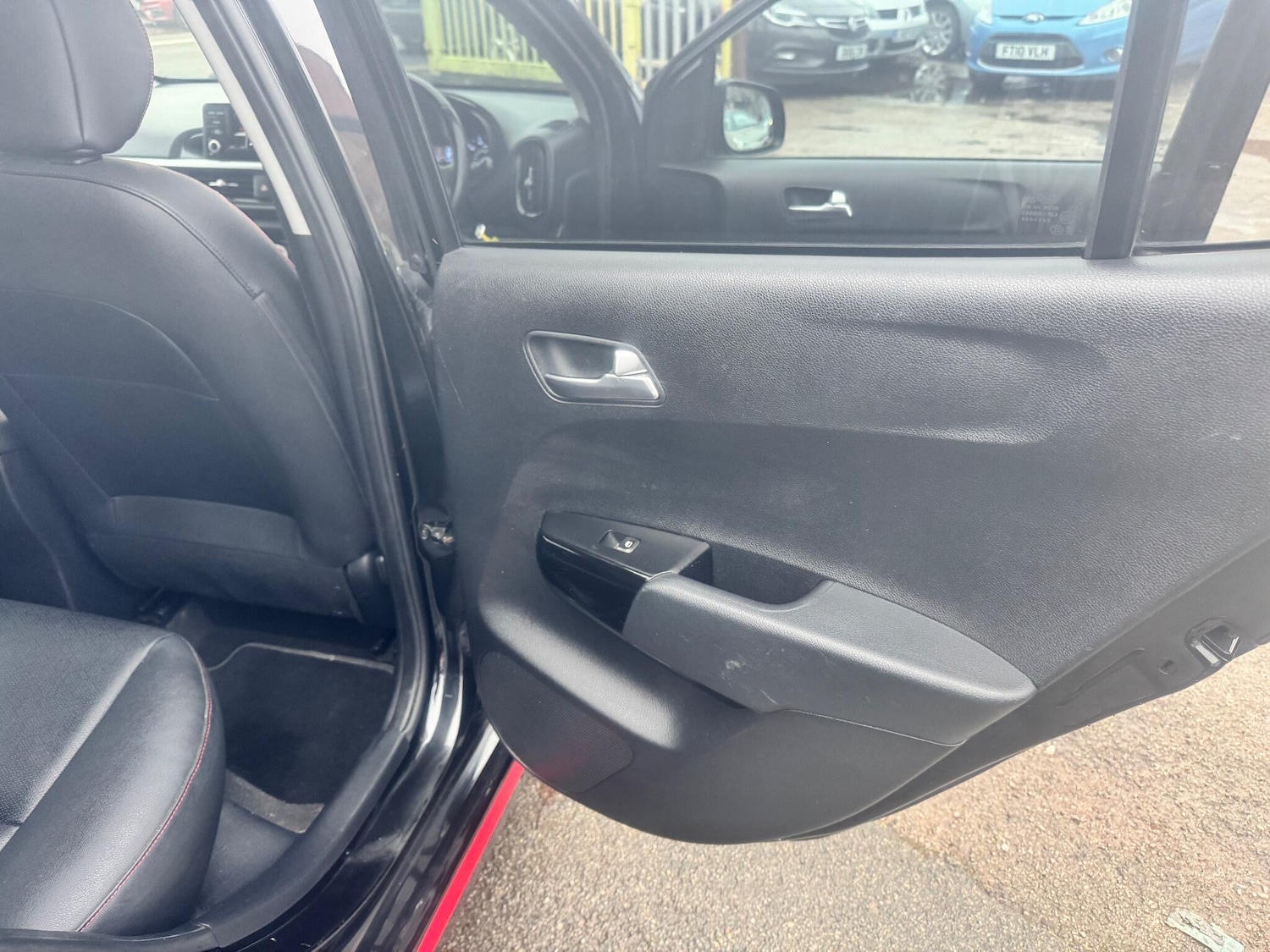 Used Kia Picanto 2018 for sale - 77940168: Photo 31