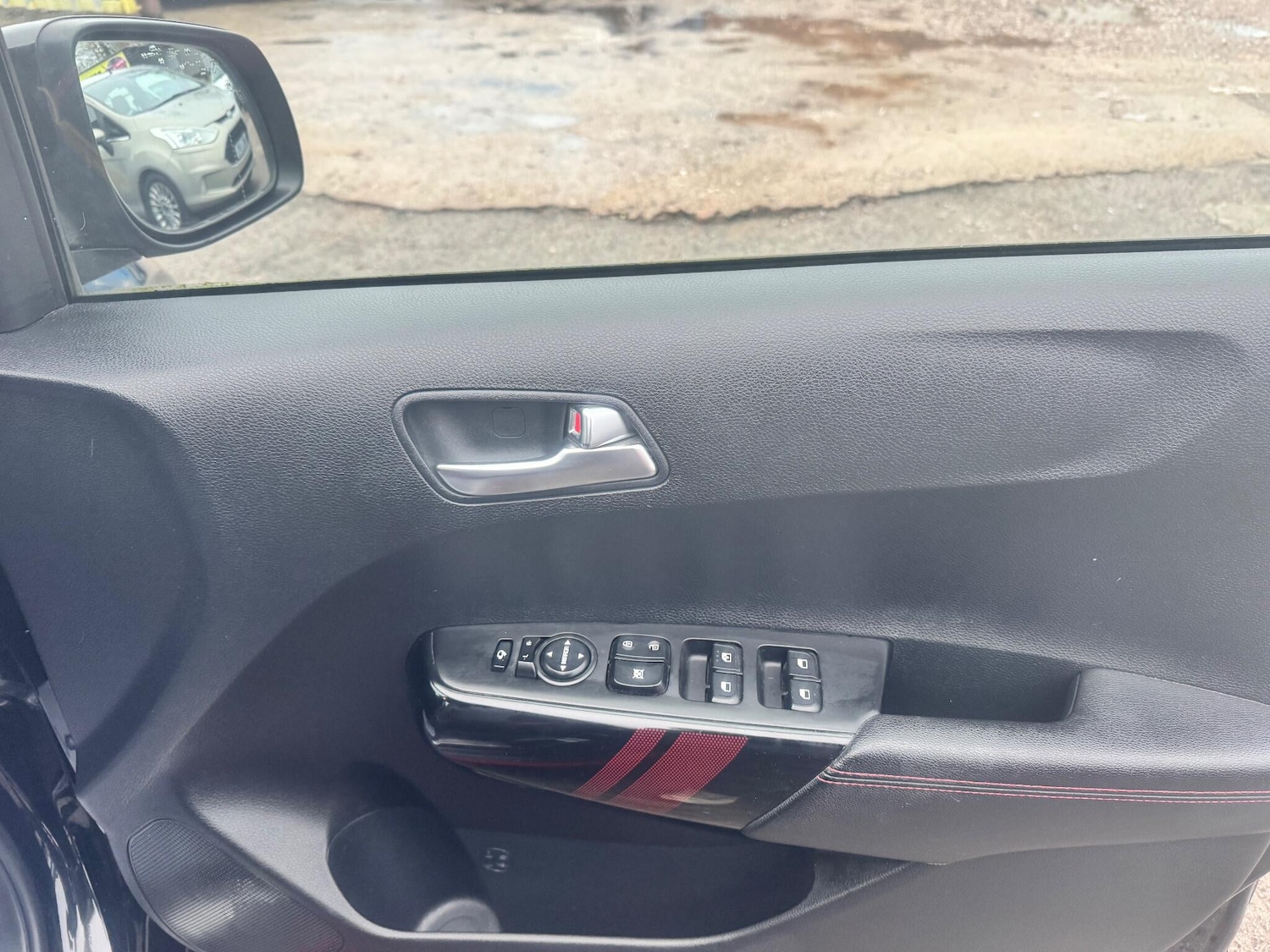 Used Kia Picanto 2018 for sale - 77940168: Photo 32