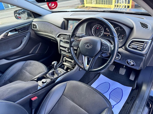 Used Infiniti Q30 2017 for sale - 76042707: Photo 13