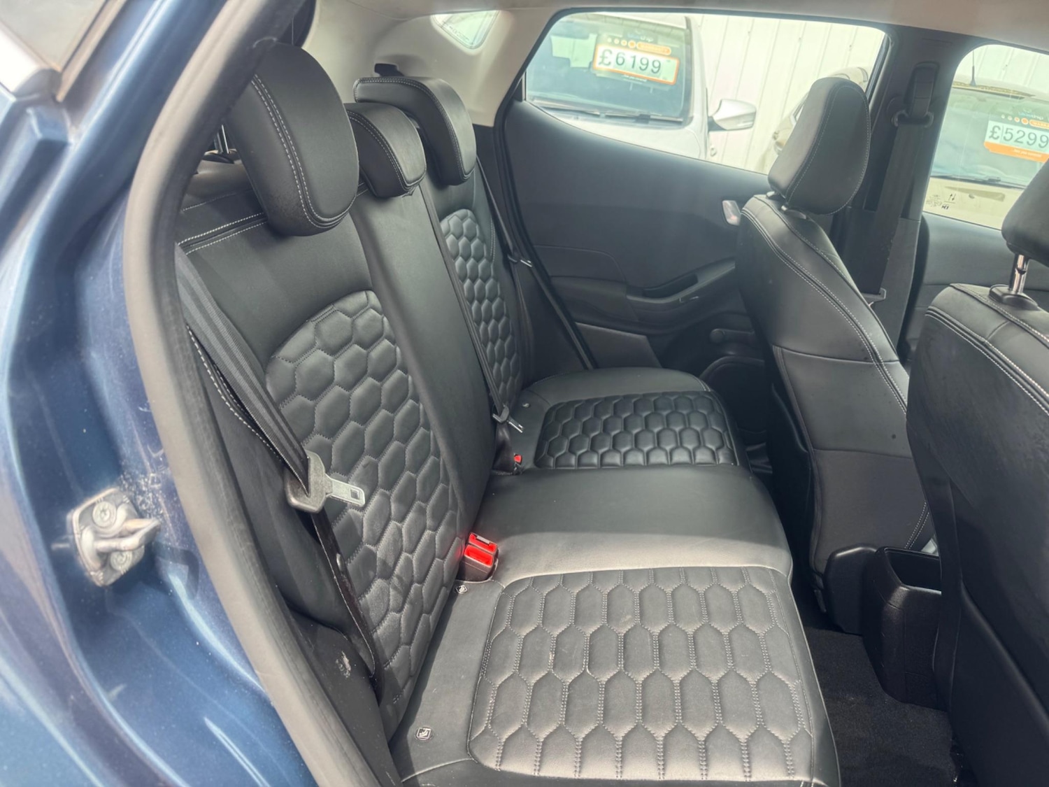 Used Ford Fiesta 2018 for sale - 76994411: Photo 11