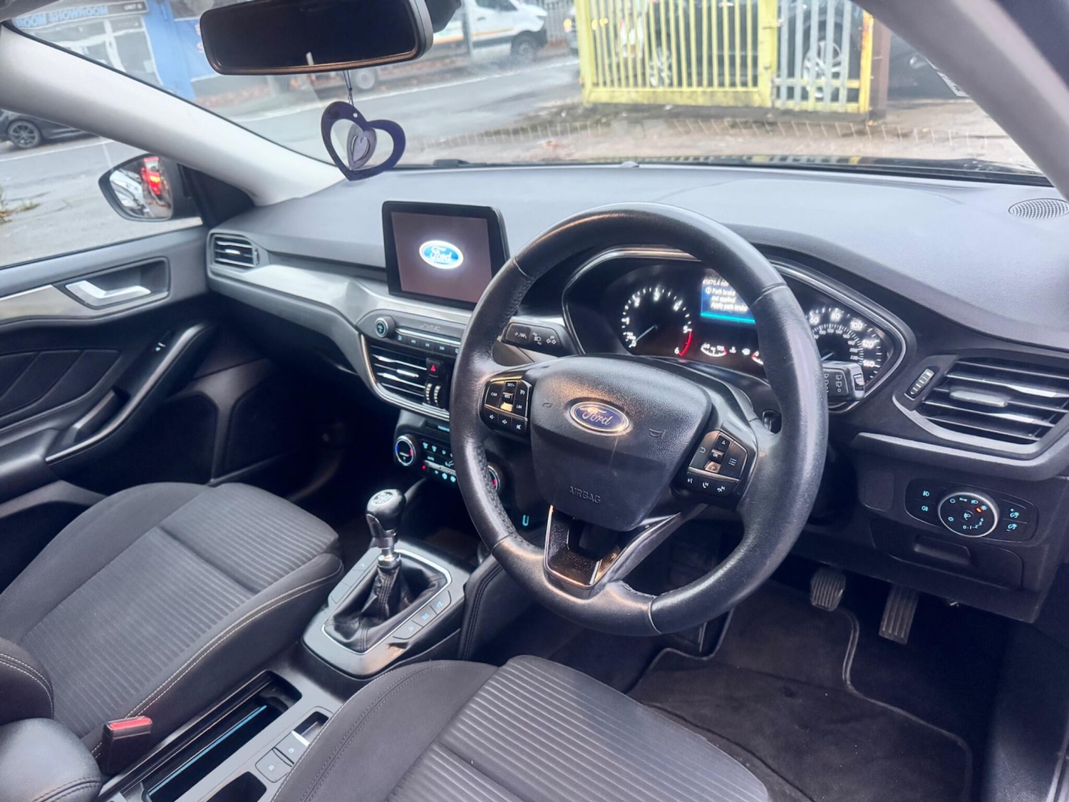 Used Ford Focus 2019 for sale - 76572897: Photo 9
