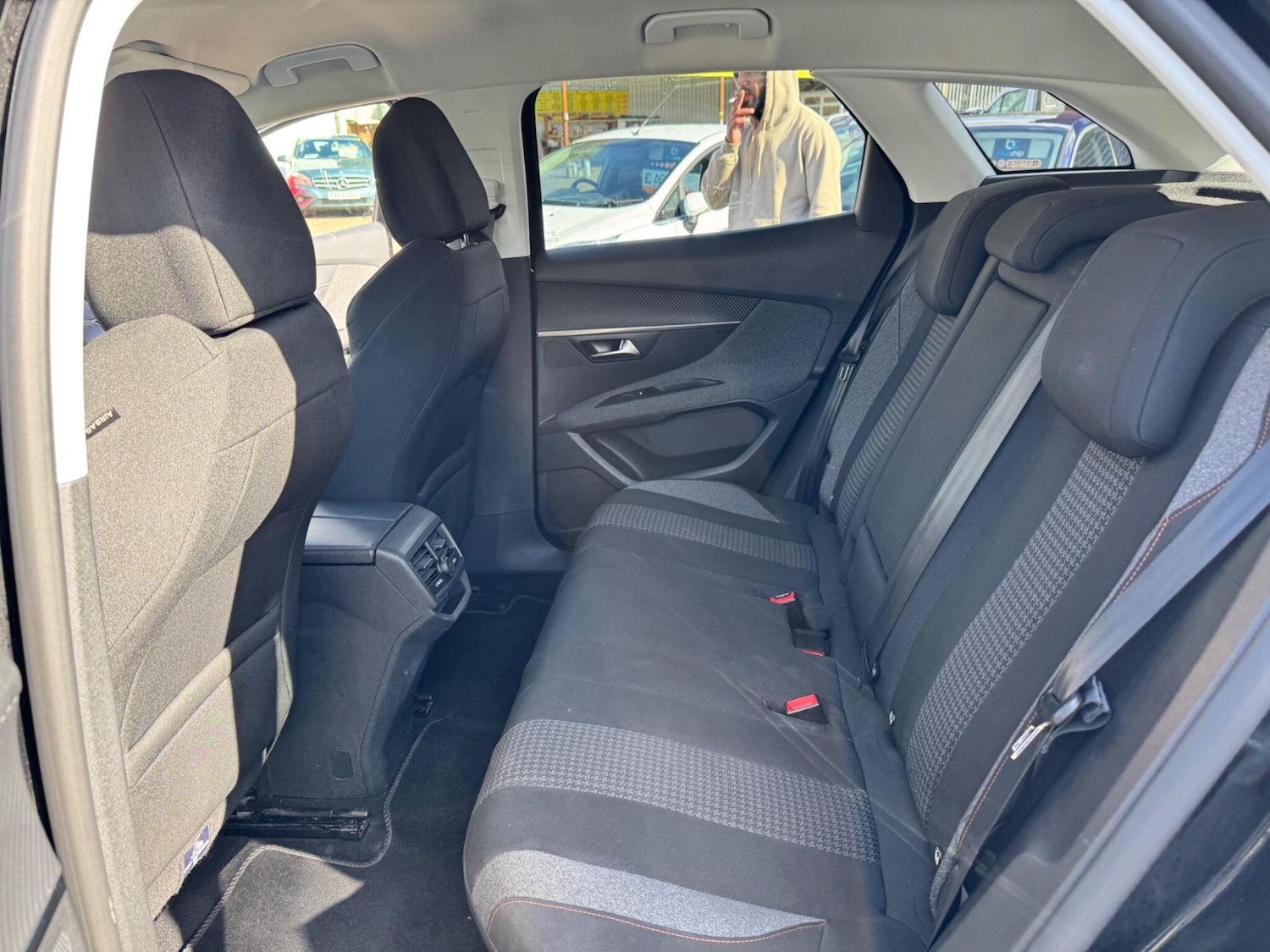 Used Peugeot 3008 2018 for sale - 76989205: Photo 16