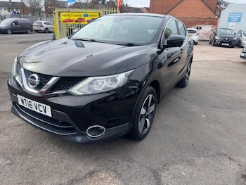 Used Nissan Qashqai 2016 for sale - 74690964: Photo
