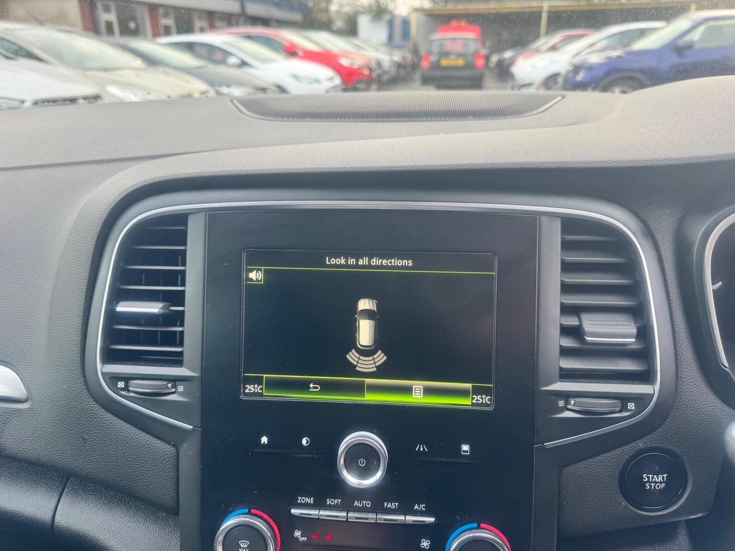 Used Renault Megane 2018 for sale - 77386333: Photo 14