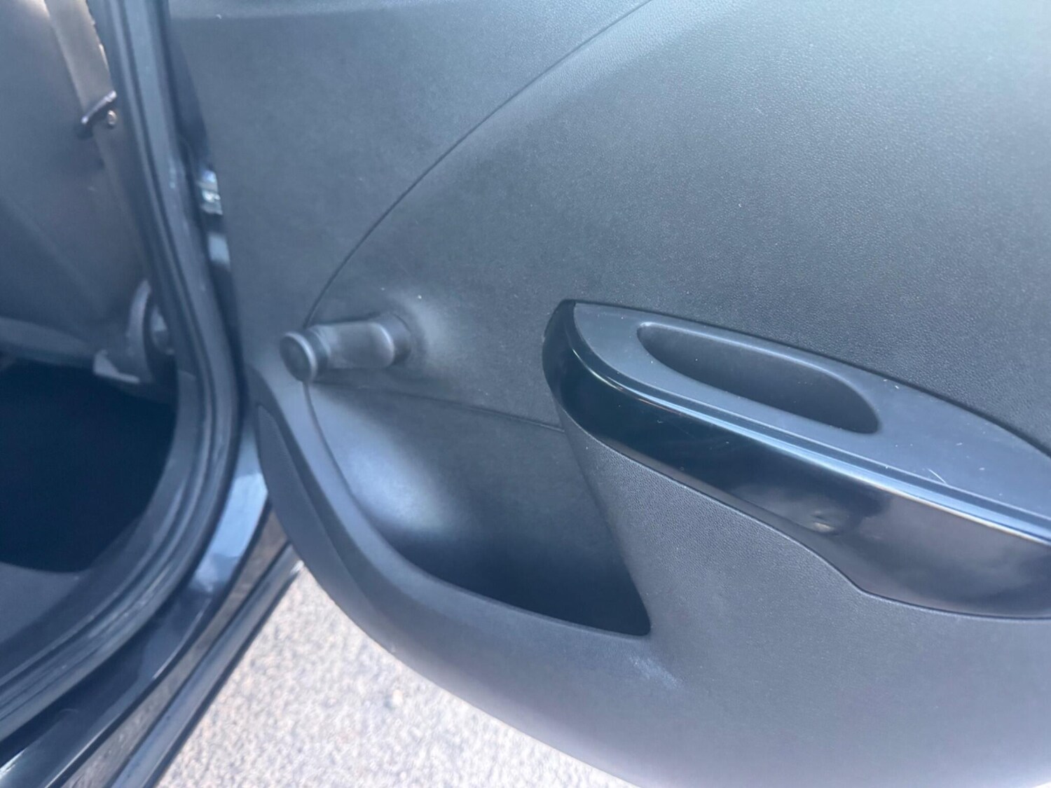 Used Vauxhall Corsa 2015 for sale - 77940568: Photo 25