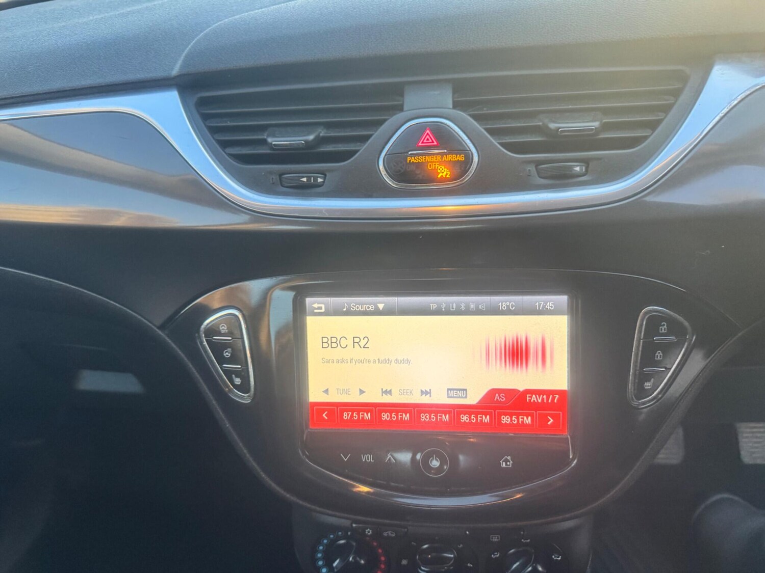 Used Vauxhall Corsa 2015 for sale - 77940568: Photo 34