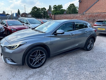 Used Infiniti Q30 2017 for sale - 79202625: Photo