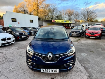 Used Renault Scenic 2017 for sale - 78276641: Photo