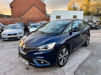 Used Renault Scenic 2017 for sale - 78276641: Photo