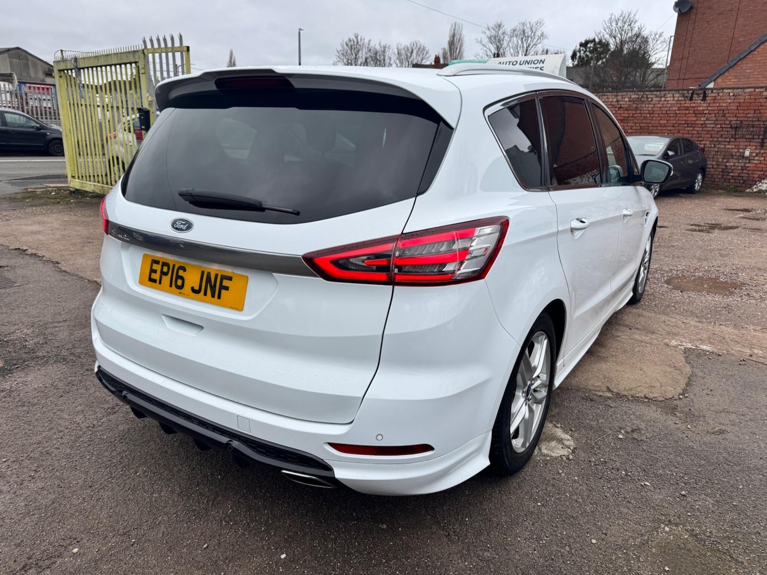Used Ford S-Max 2016 for sale - 77611967: Photo 7