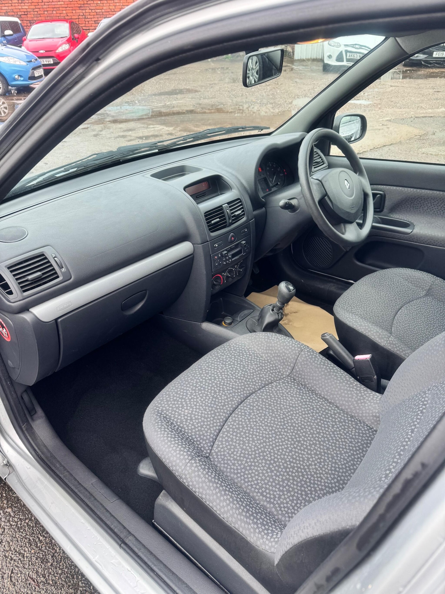 Used Renault Clio 2007 for sale - 76925907: Photo 6