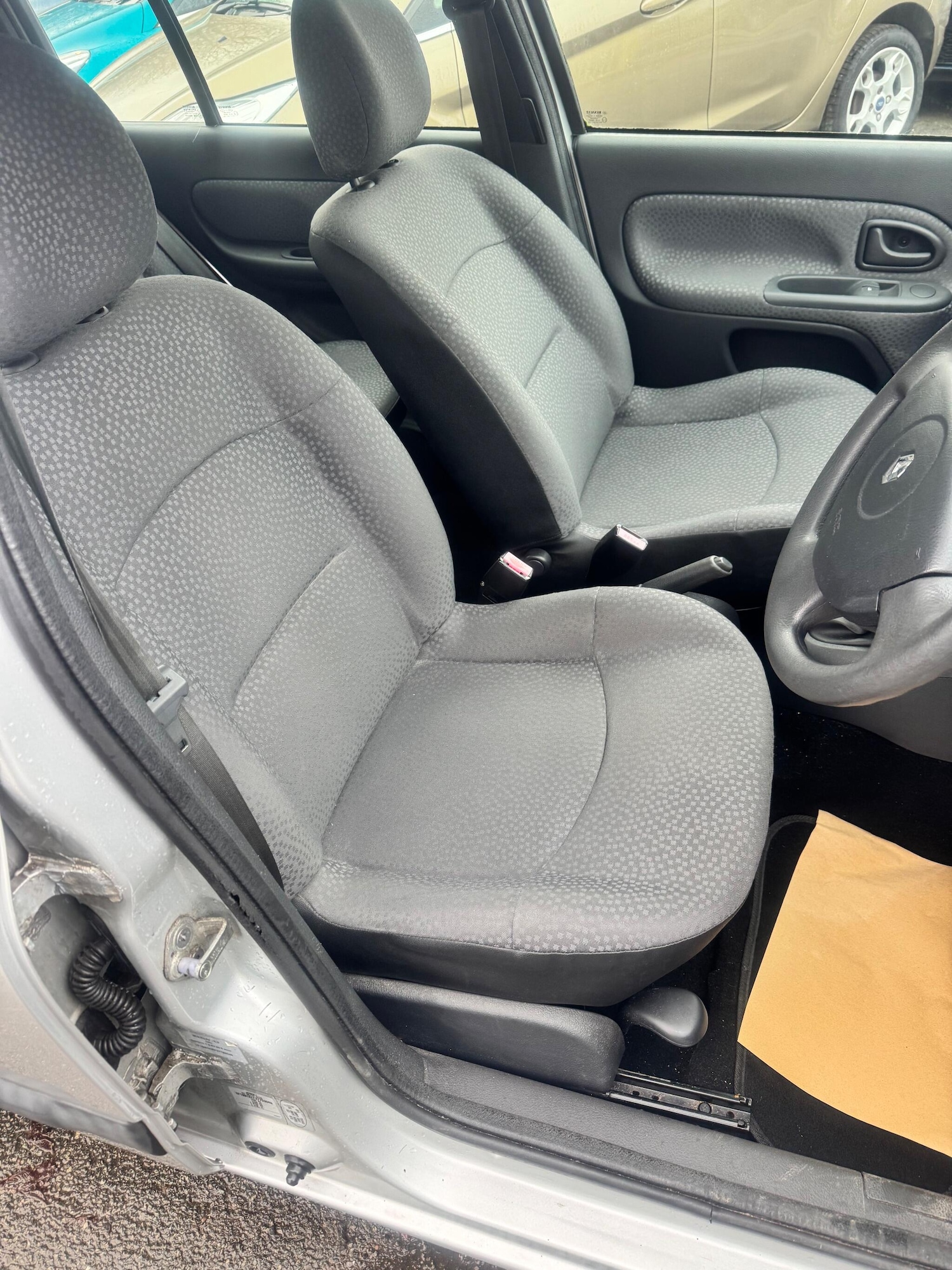 Used Renault Clio 2007 for sale - 76925907: Photo 8