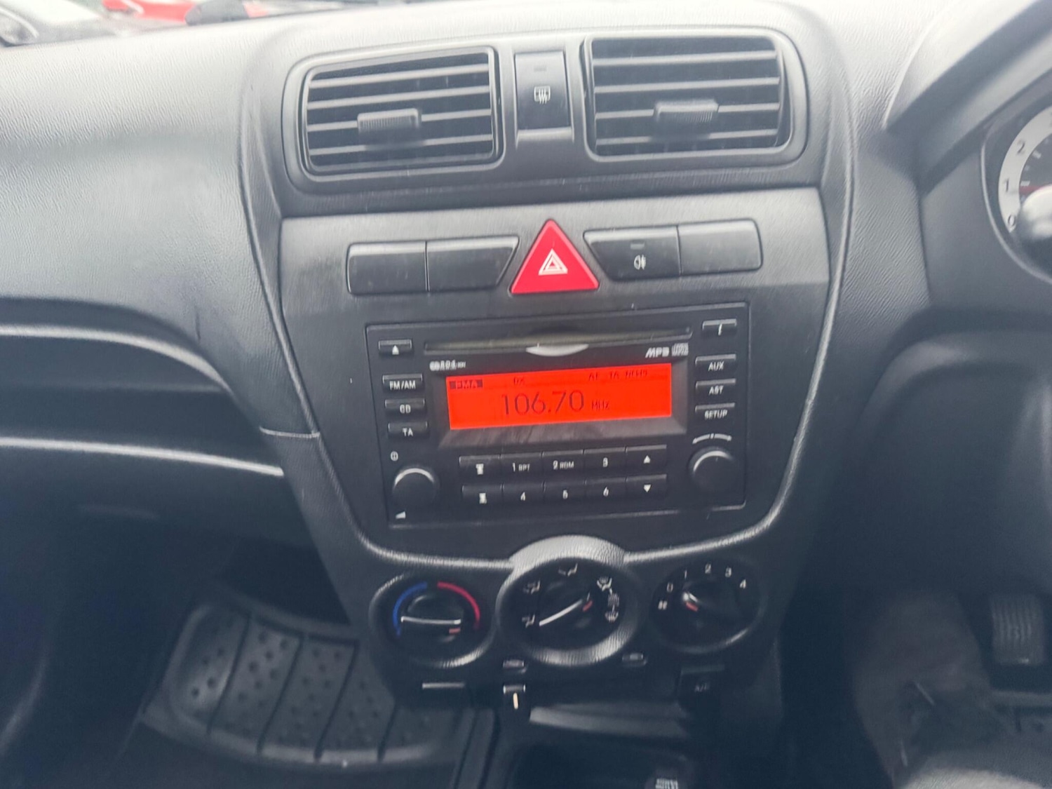 Used Kia Picanto 2010 for sale - 77345405: Photo 23