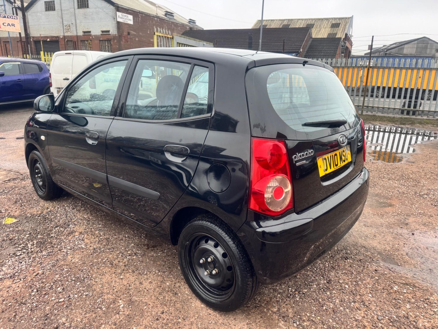 Used Kia Picanto 2010 for sale - 77345405: Photo 9