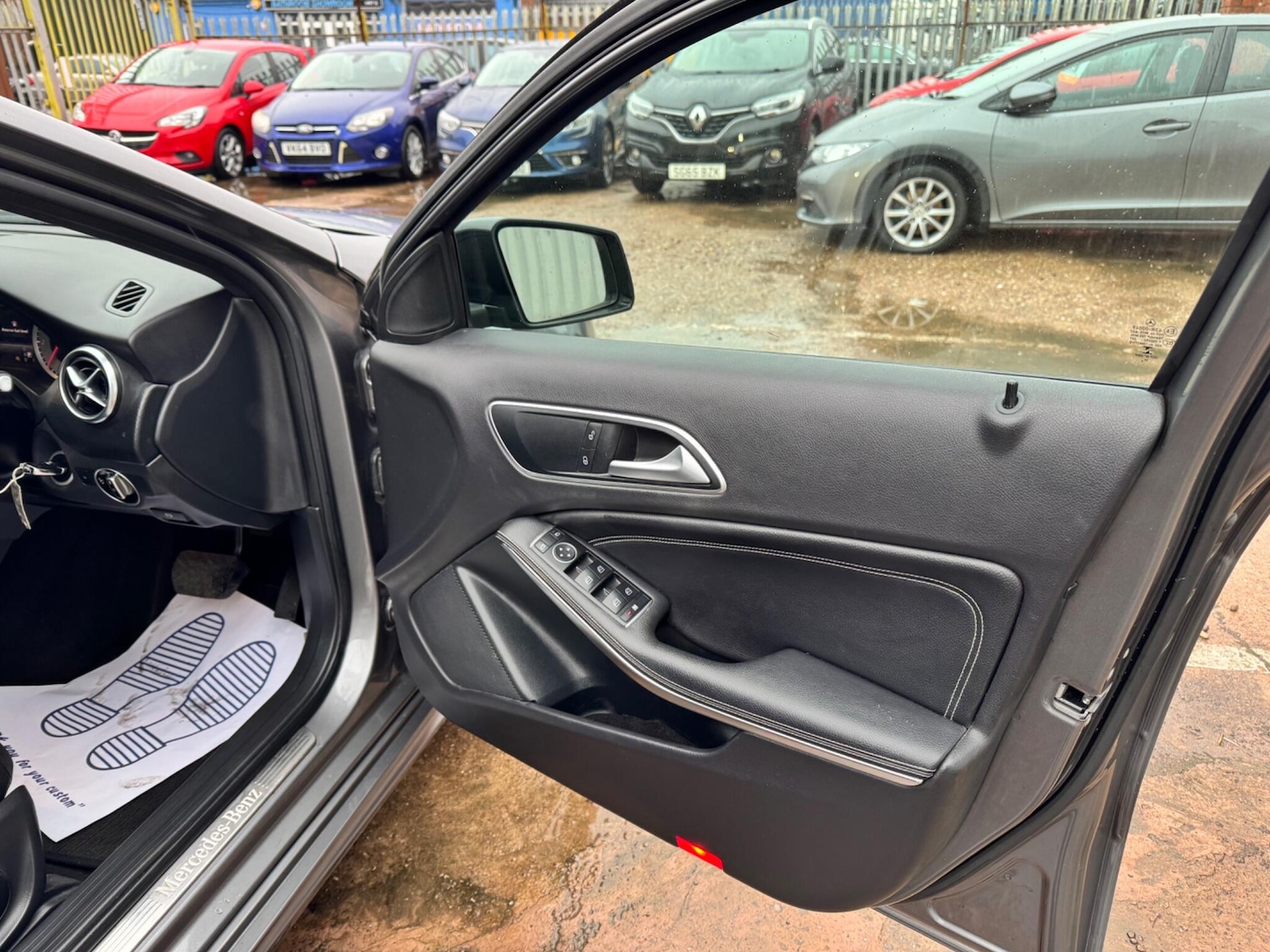 Used Mercedes-Benz A-Class 2015 for sale - 77468012: Photo 32