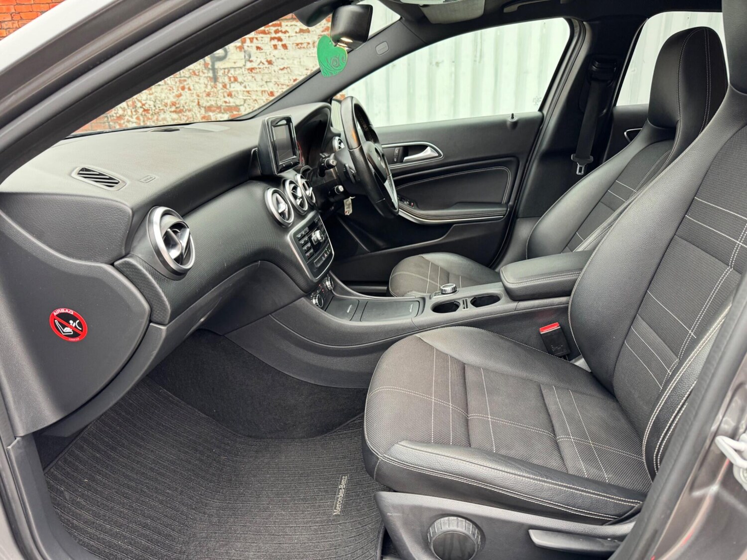 Used Mercedes-Benz A-Class 2015 for sale - 77468012: Photo 39