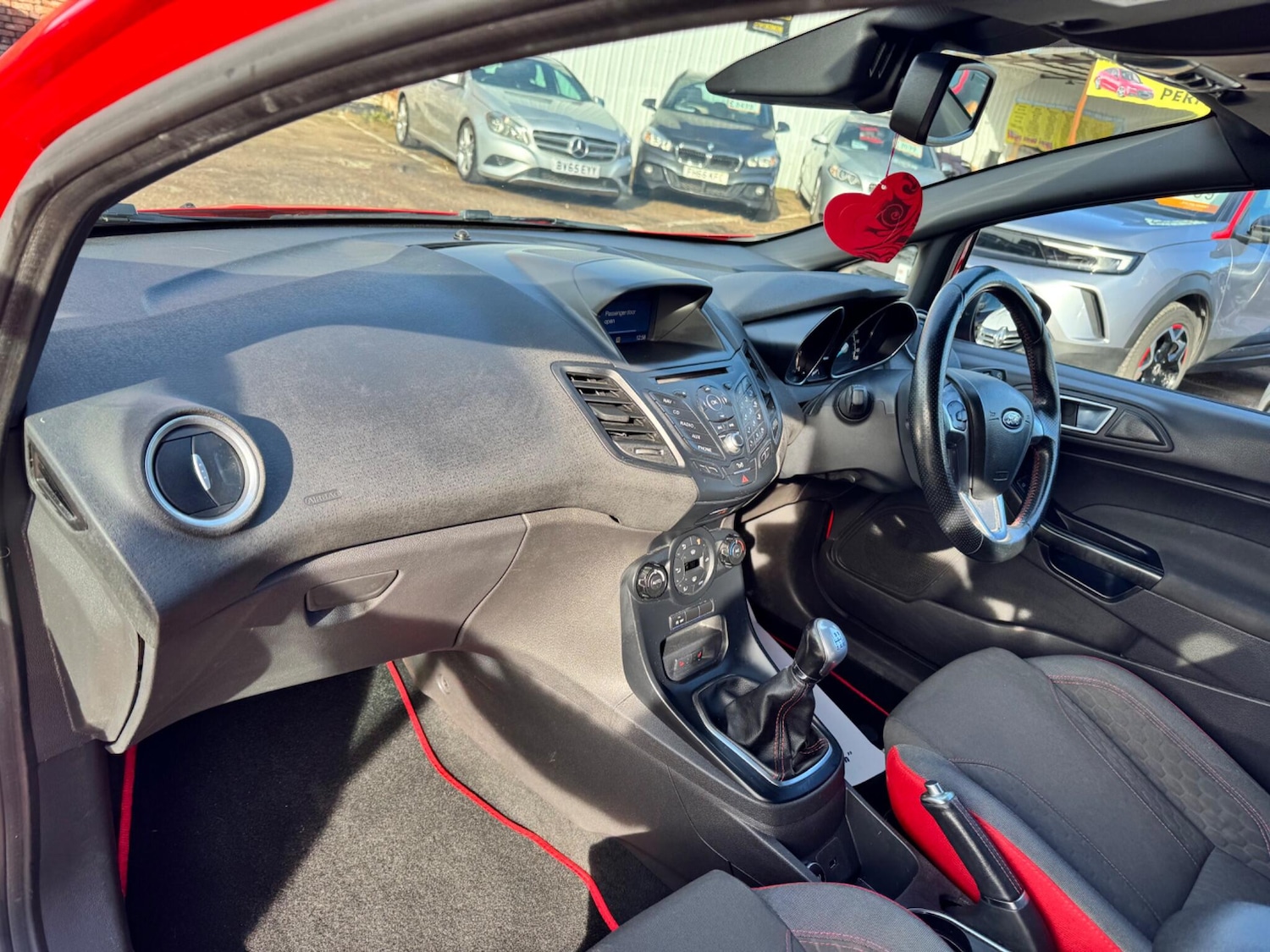 Used Ford Fiesta 2017 for sale - 77559821: Photo 12