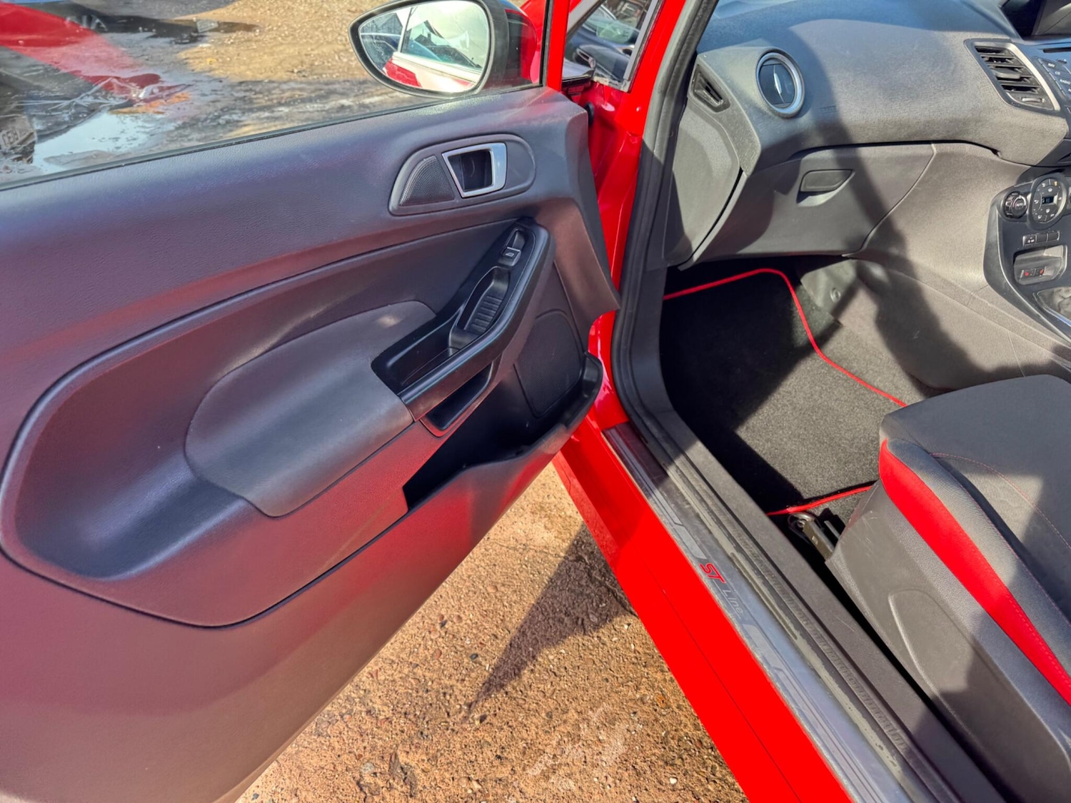 Used Ford Fiesta 2017 for sale - 77559821: Photo 35