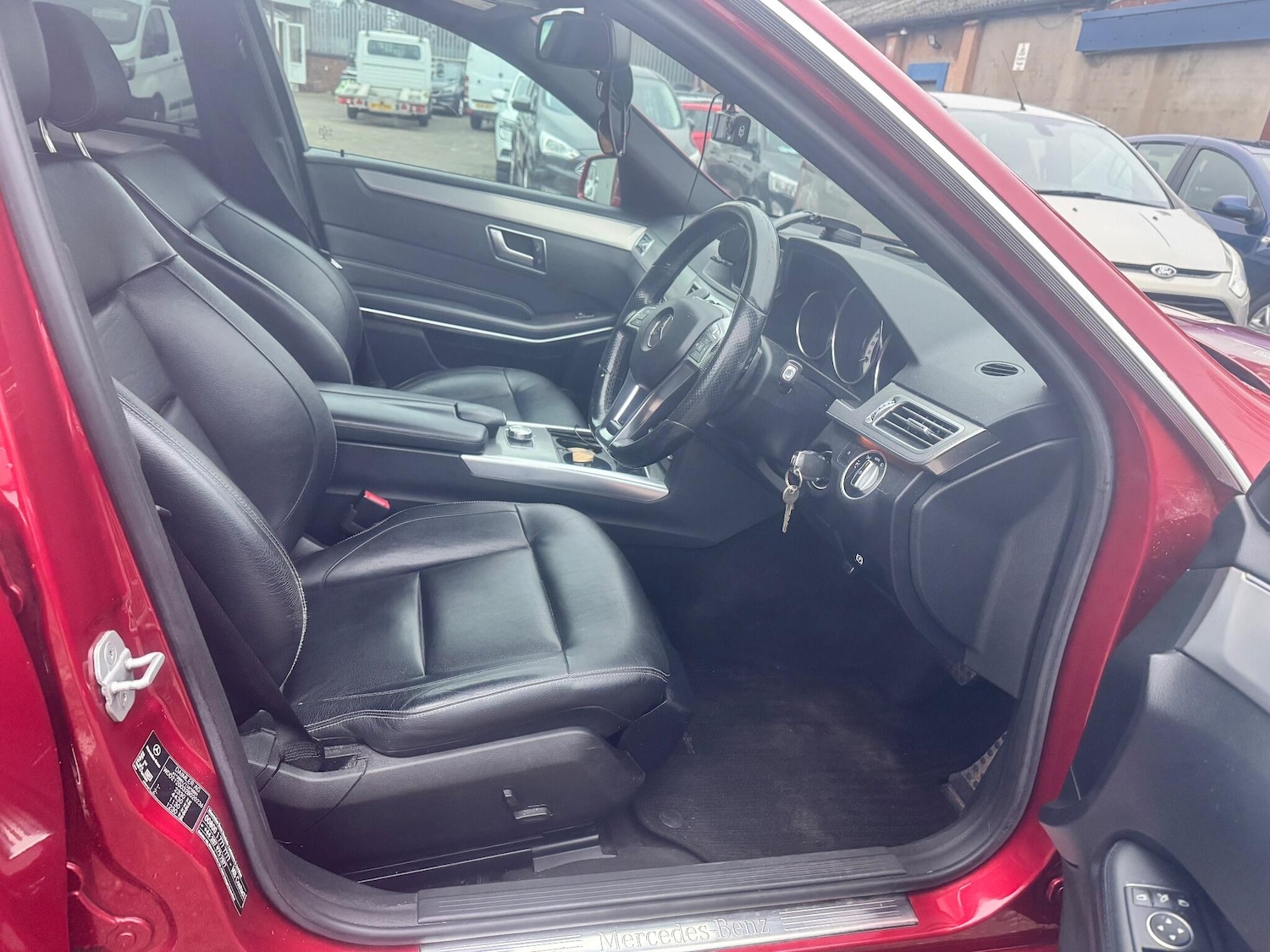 Used Mercedes-Benz E Class 2014 for sale - 77060148: Photo 17