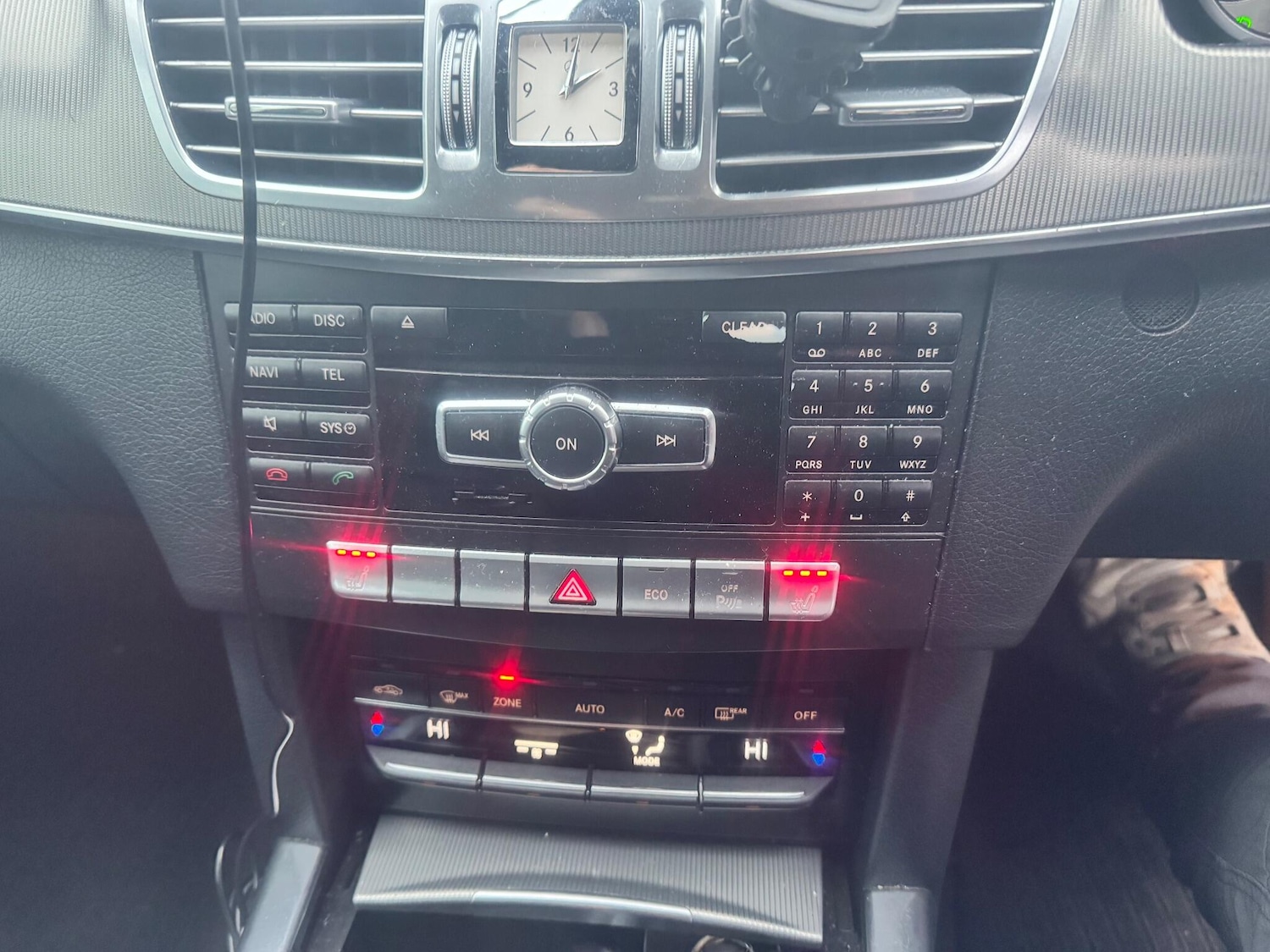 Used Mercedes-Benz E Class 2014 for sale - 77060148: Photo 27