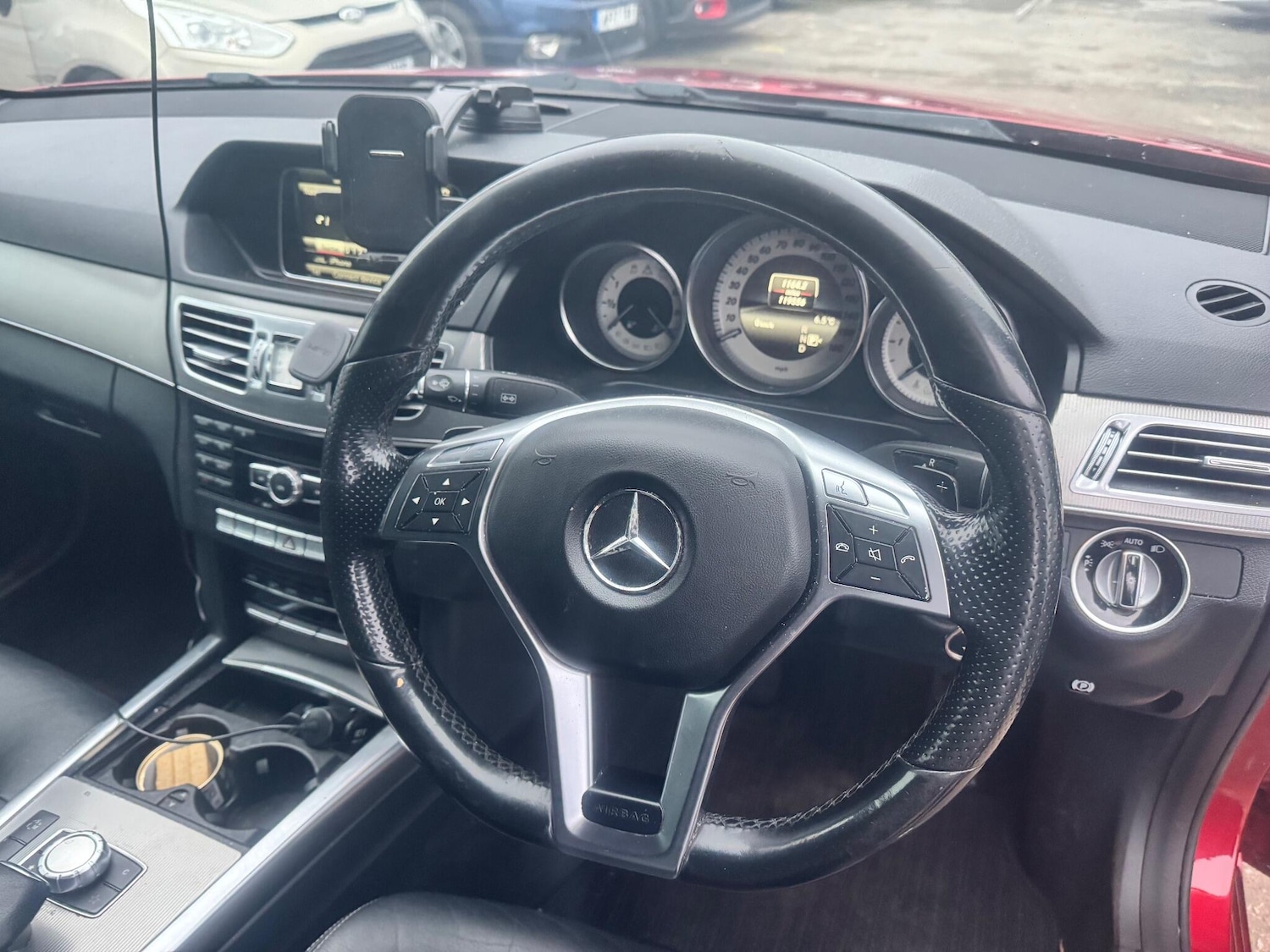 Used Mercedes-Benz E Class 2014 for sale - 77060148: Photo 30